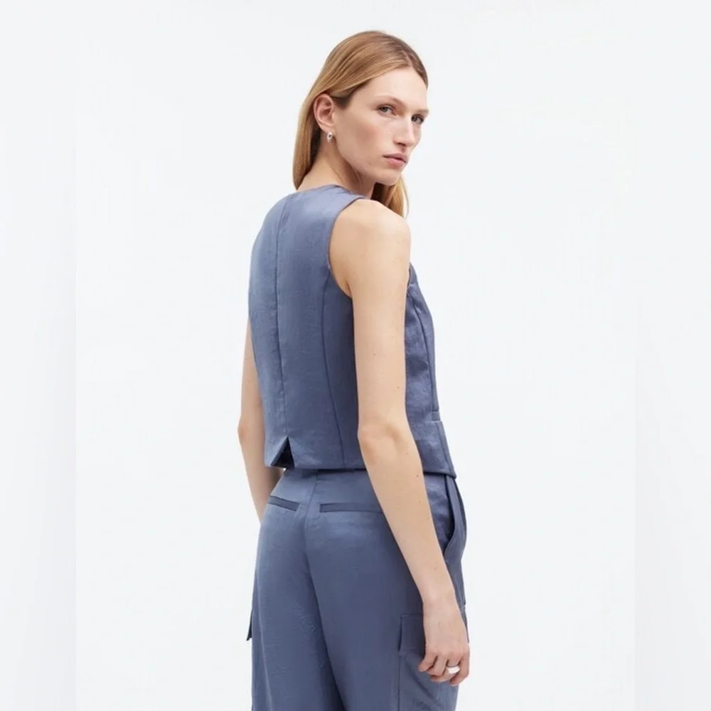 madewell button front vest top in sunfaded indigo - Picture 3 of 6